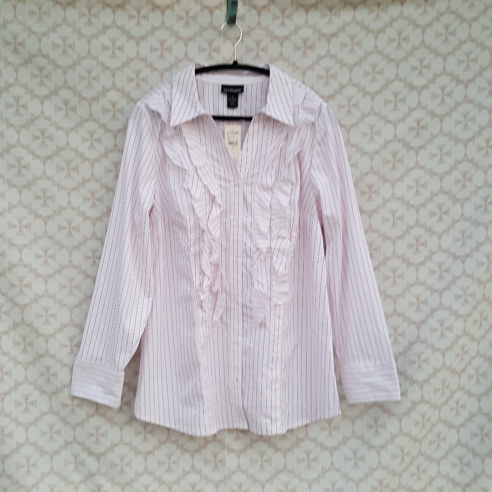 NWT Lane Bryant size 18 long sleeve button down